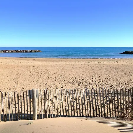 Les Caroubiers-2 By Interhome Lägenhet