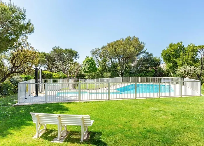 Les Caroubiers-2 By Interhome * Saint Aygulf